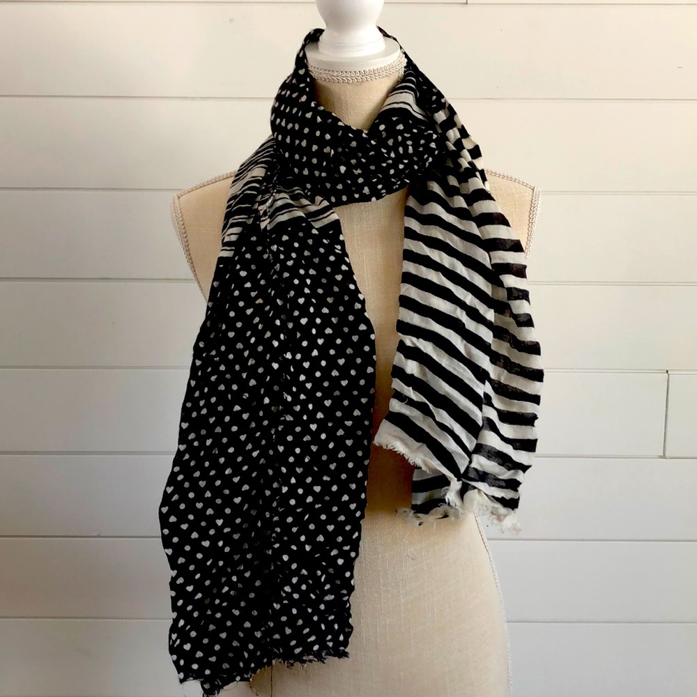 Gap scarf